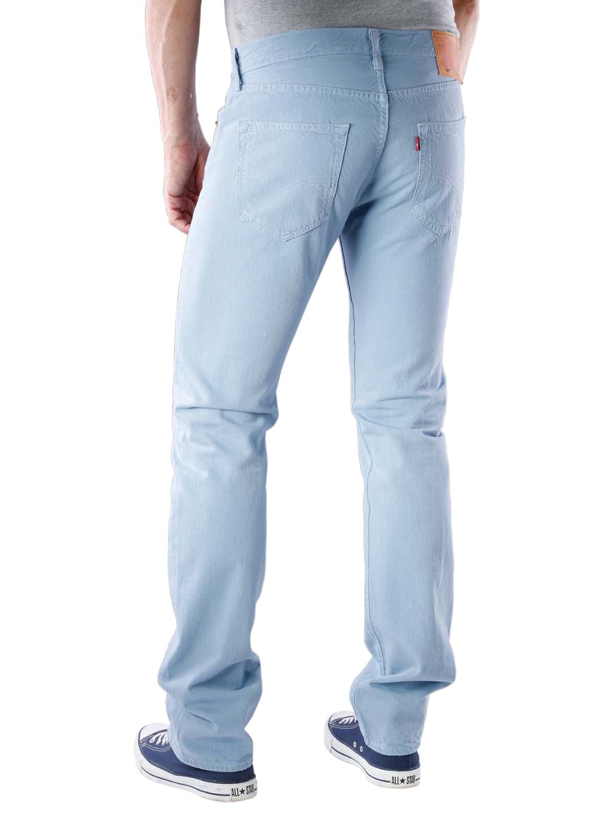 light blue 501 levi jeans